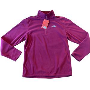The North Face NWOT cloud 1/4 zip fleece, never worn